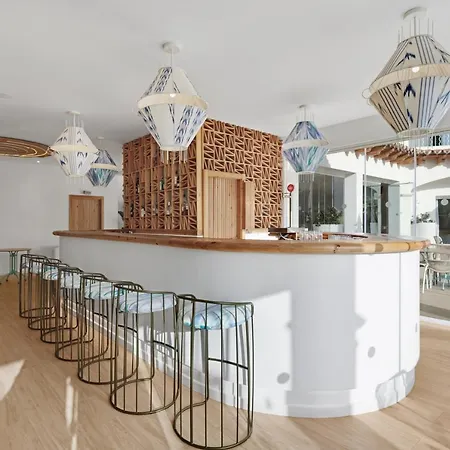 Chiquita - Adults Only - Over 12 Colonia de Sant Jordi