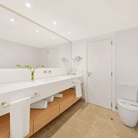Chiquita - Adults Only - Over 12 Hotel 4*