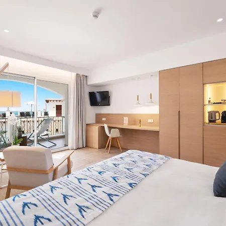 Chiquita - Adults Only - Over 12 Colonia de Sant Jordi